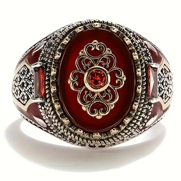 Crown Ring Engraved Eagle Print Red Synthetic Gemstone Ring Size 6 - Picture 2 of 6